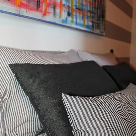 Lago Delle Orchidee Bed and Breakfast *