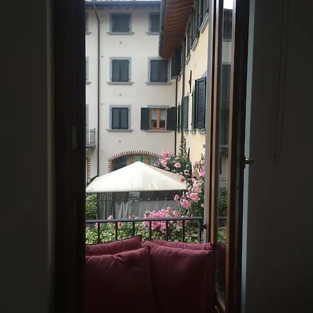 Lago Delle Orchidee *
